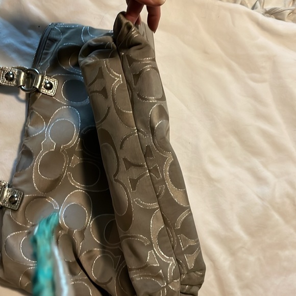 Coach Silver Jacquard. 205 - Picture 17 of 17